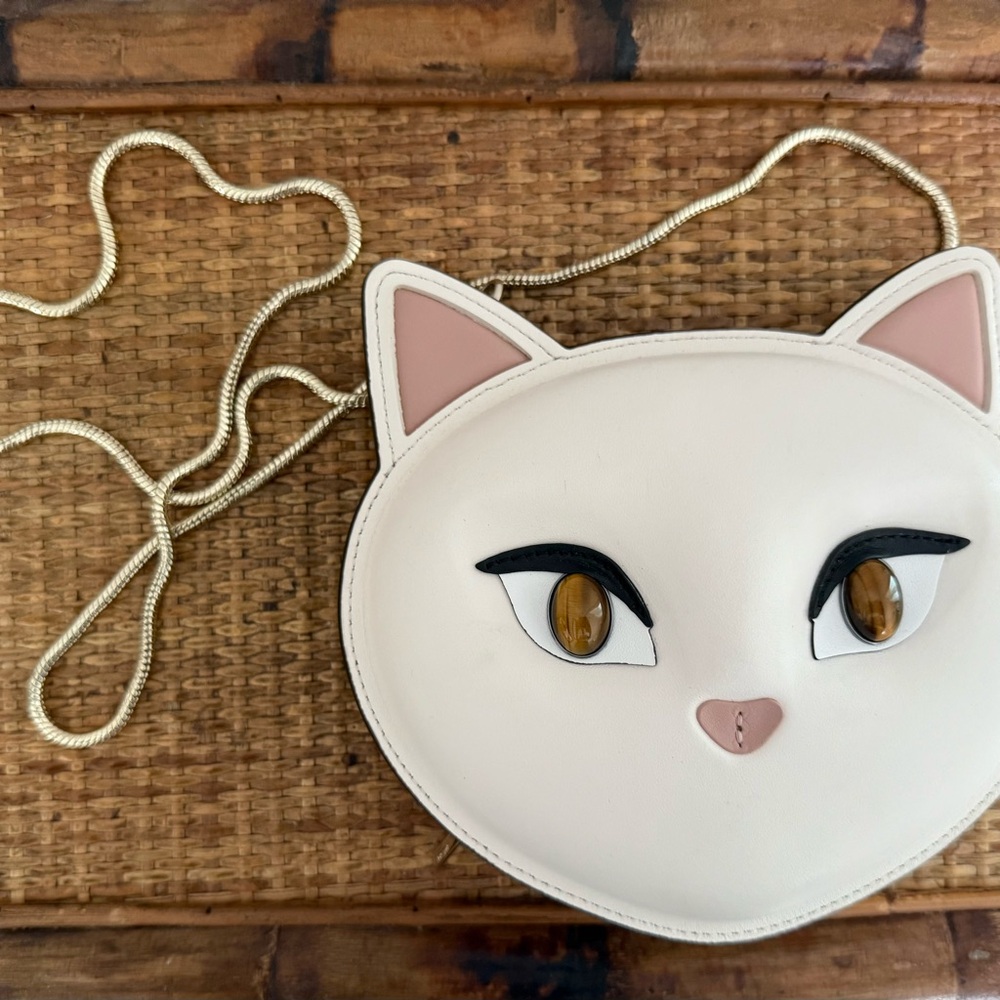 Kate Spade CATS Crossbody Bag. Almost Like New. Excellent Condition. Never Used.